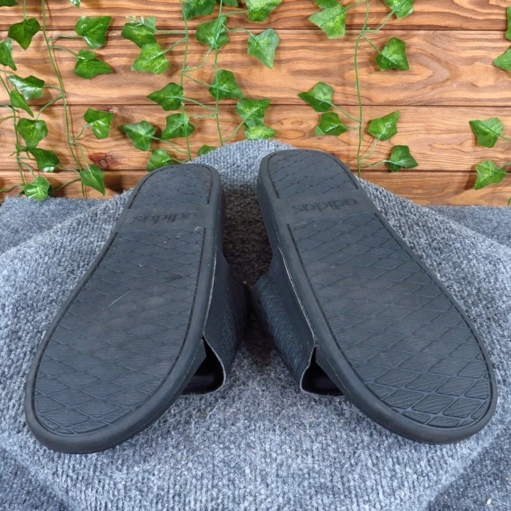 adidas Adilette Comfort Mens Slides Size 9 Athletic Casual‎ Sandals Black White